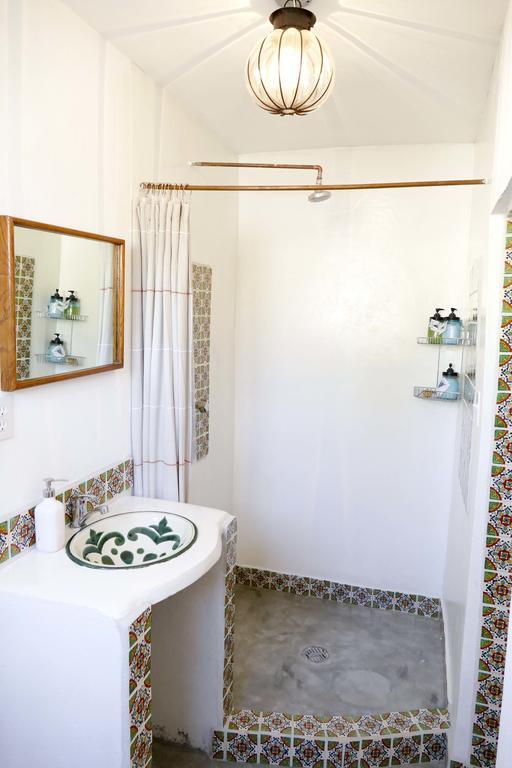 Hotel La Bohemia Todos Santos Habitación foto